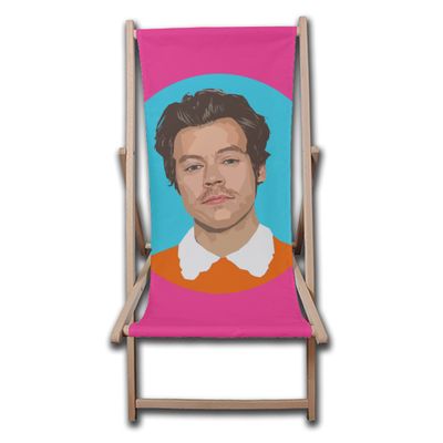 Harry Styles pink deck chair